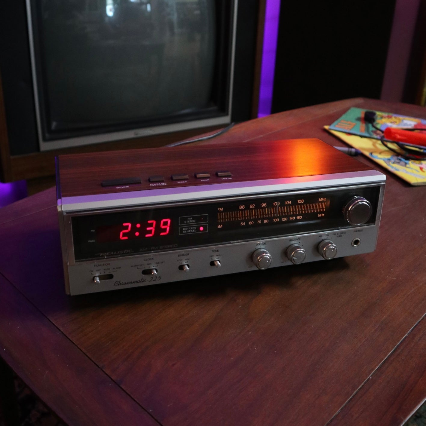 Chromatic 225 Clock Radio image 0