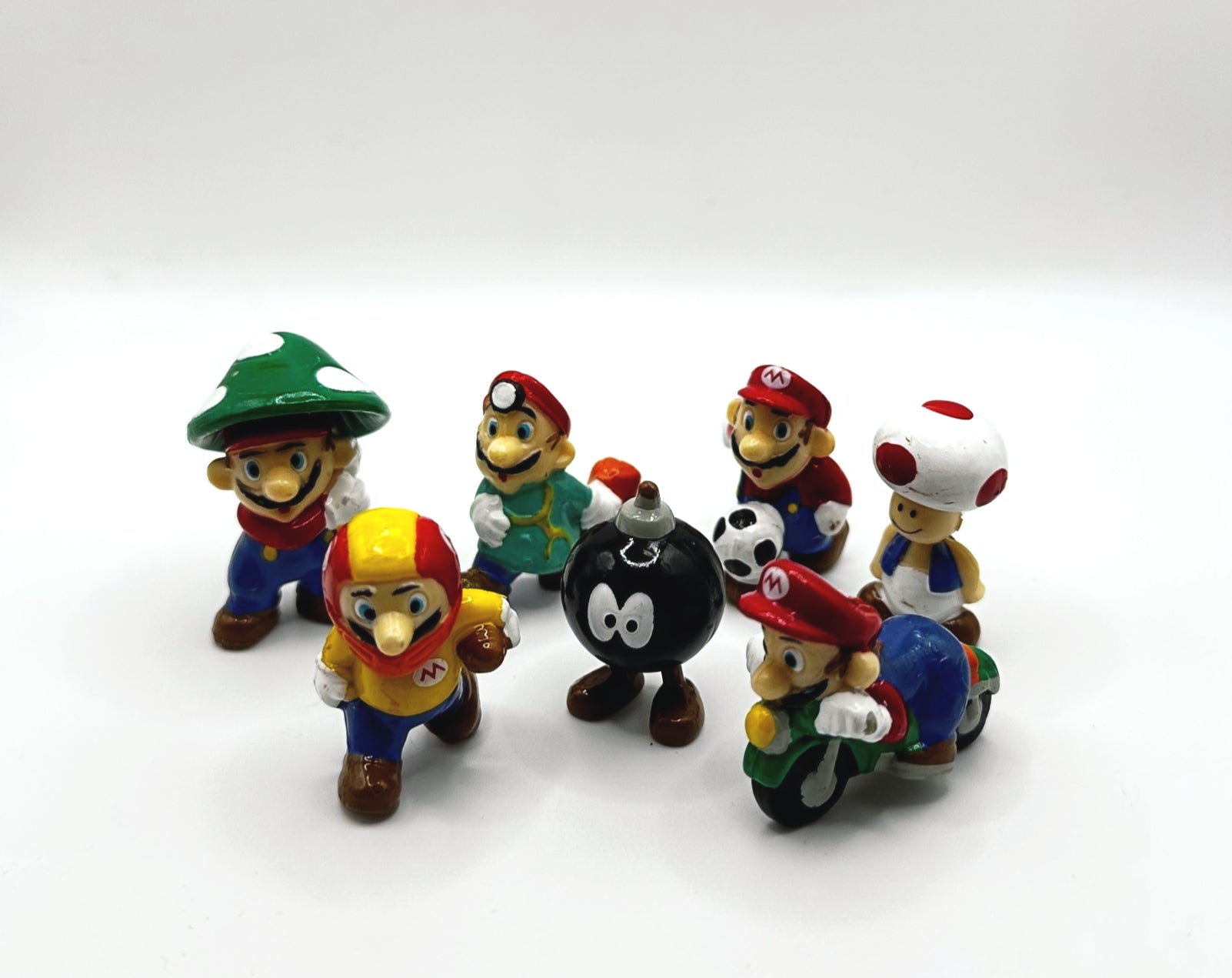 Super Mario Zaini Minifigures 7pc (1996-2000s) image 0