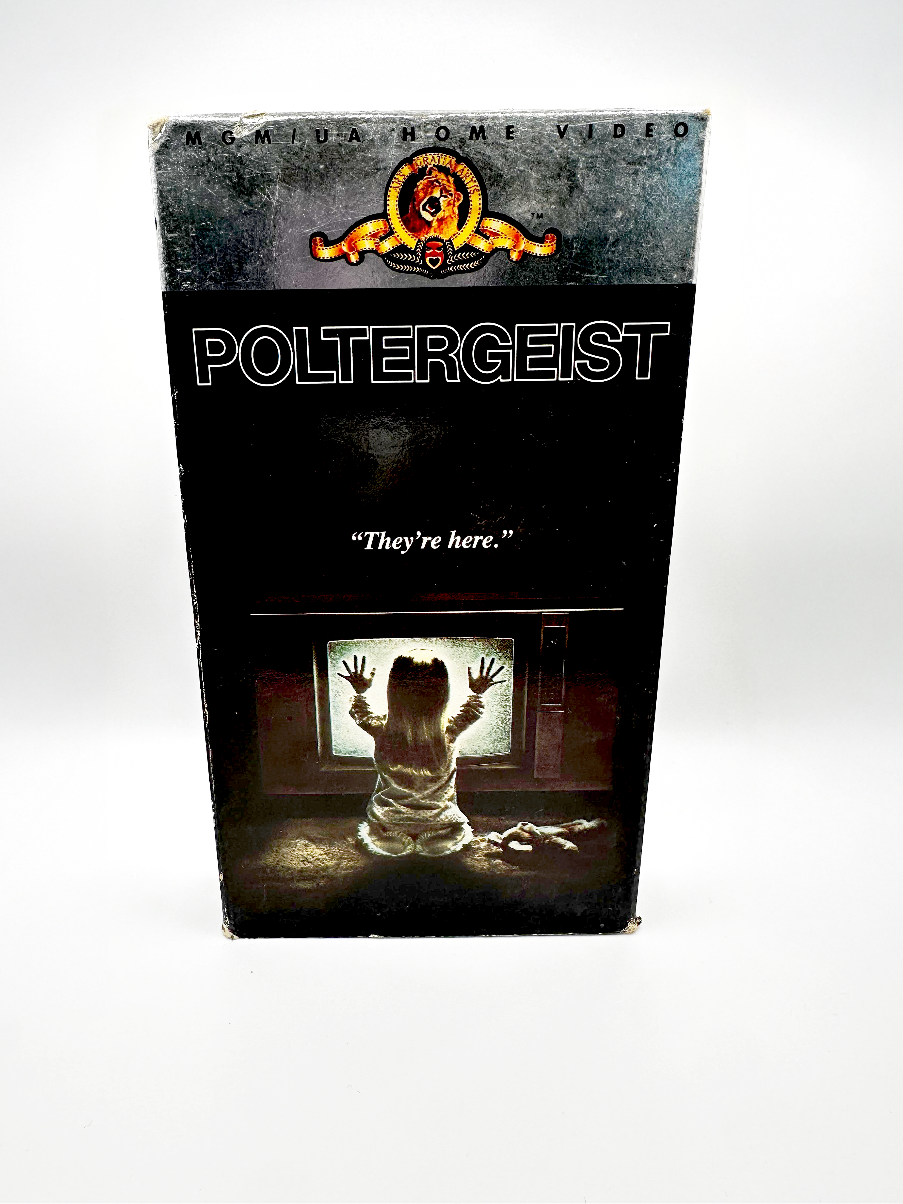 Poltergeist VHS (1982) image 0