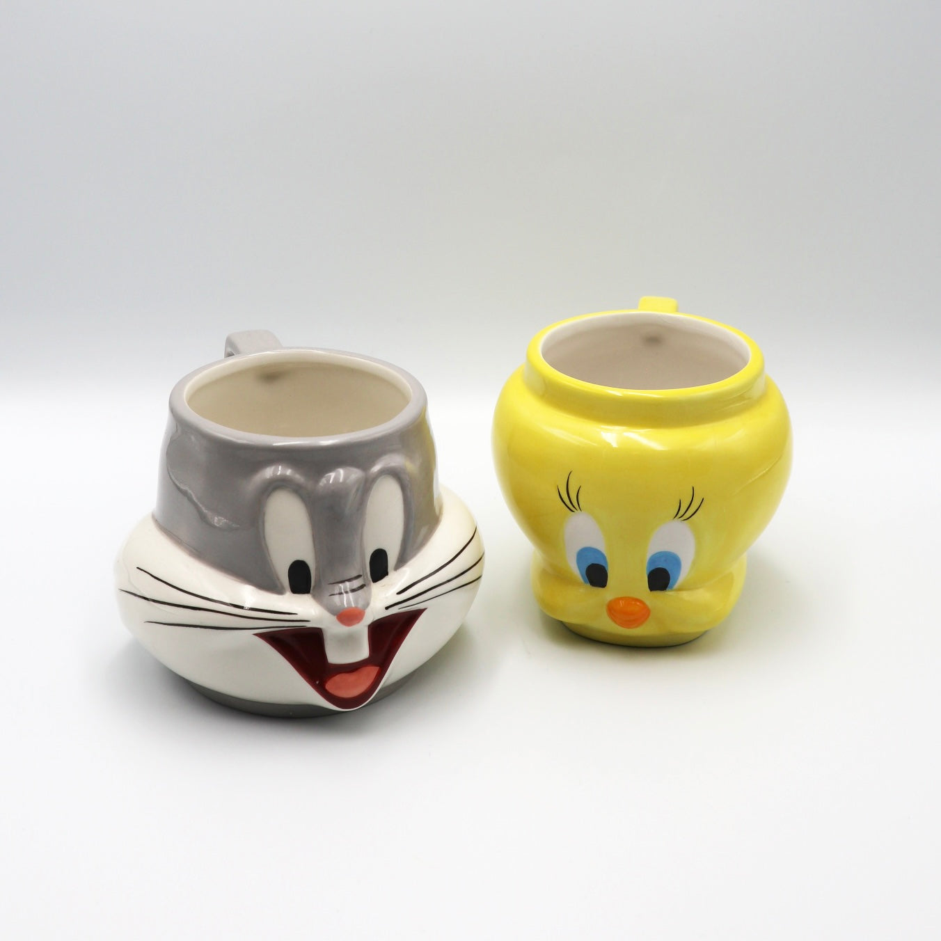 Looney Tunes Ceramic Mug image 0