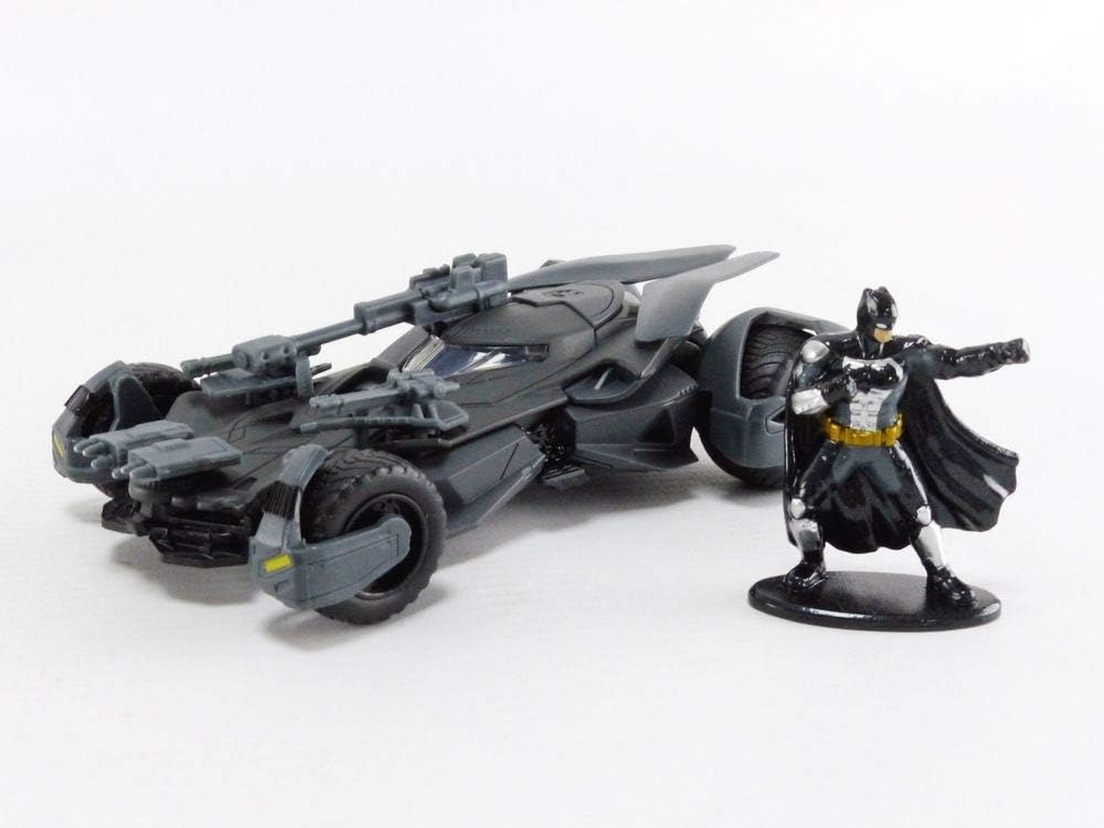 Justice League Batmobile & Batman Diecast Jada 1:32 image 0