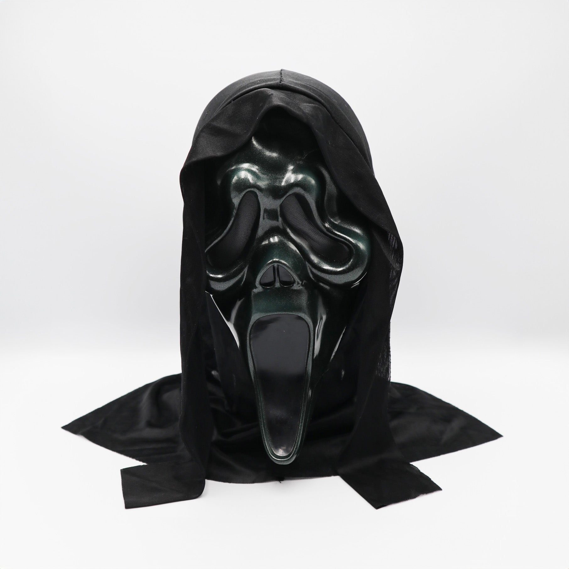 Metallic Green Vintage Scream Ghostface Mask (Easter Unlimited) image 0